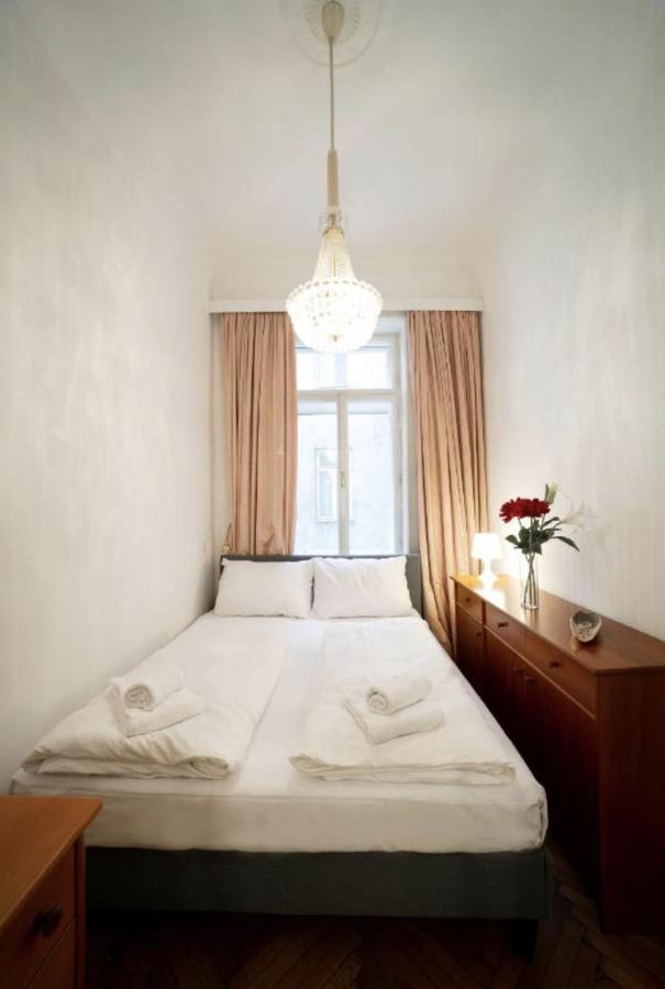 Calm 60M2 Flat Close To Center - Free Parking Vienna Luaran gambar